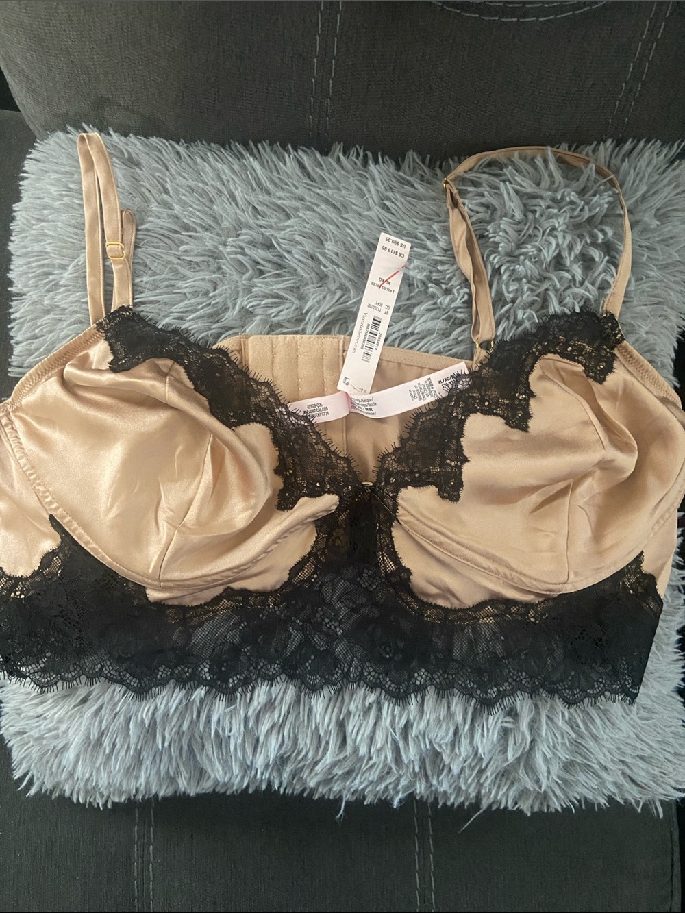 NWT VICTORIA SECRET INTIMATE BRA SIZE Xl